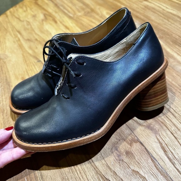 Neosens Women’s Black Leather Cylinder Block Heel Shooties Minimalist Neutral - Picture 2 of 12